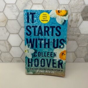 It Starts With Us by Colleen Hoover (paperback)